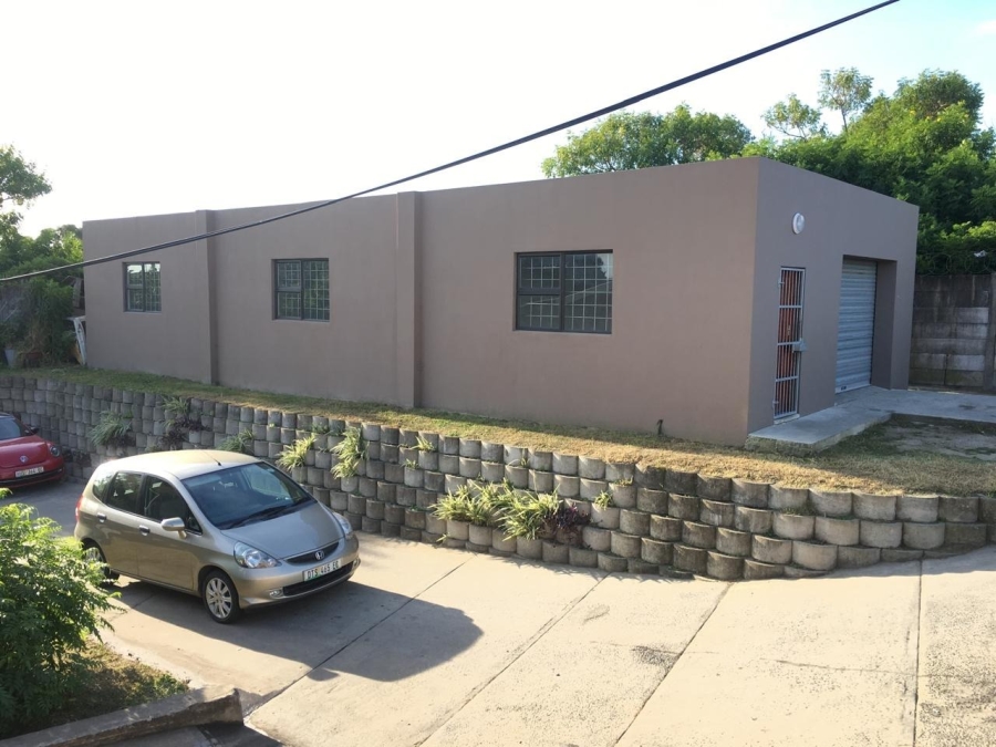 To Let Commercial Property for Rent in Chiselhurst Eastern Cape